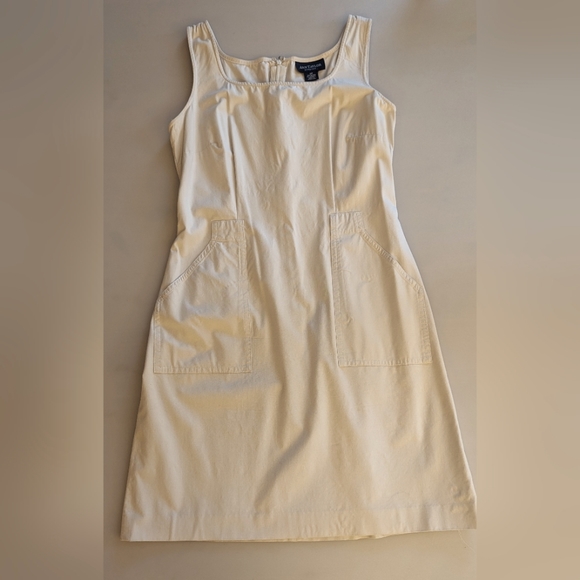 Ann Taylor Dresses & Skirts - Vintage Ann Taylor Women's Stretch Classic Mini Sleeveless Belted Dress. Size 2P
